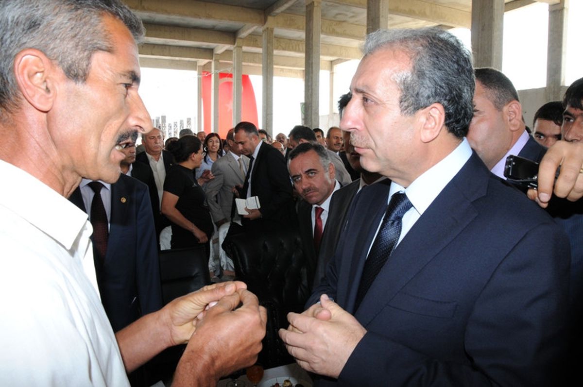 Mehdi Eker'den Sert 'Kürt' Çıkışı