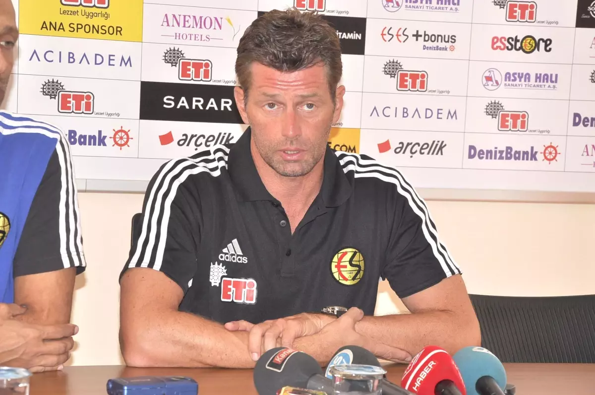 Eskişehirspor Teknik Direktörü Skibbe: Trabzonspor\'u Yenmek İçin Ne Gerekiyorsa Yapacağız