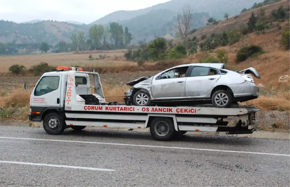 Otomobil Devrildi: 1 Ölü, 4 Yaralı