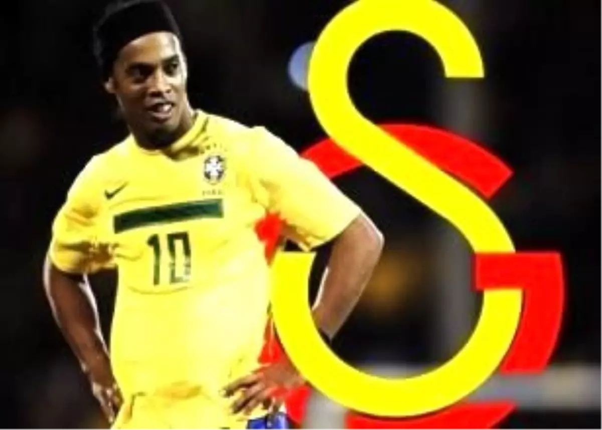 Ronaldinho Seslerine Uzaklardan Yanıt!