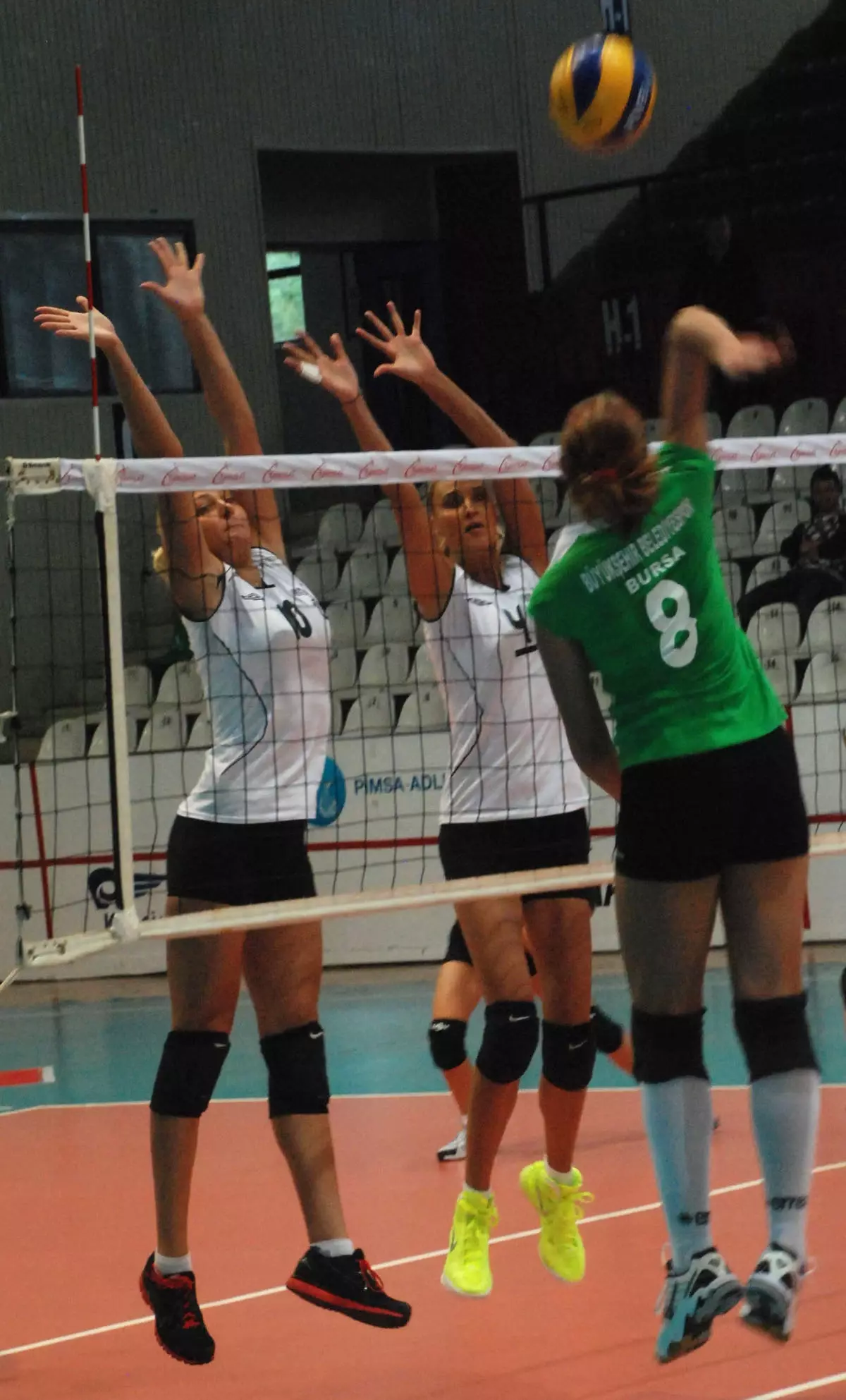 Bursa Büyükşehir Belediyespor - Beşiktaş: 0-3