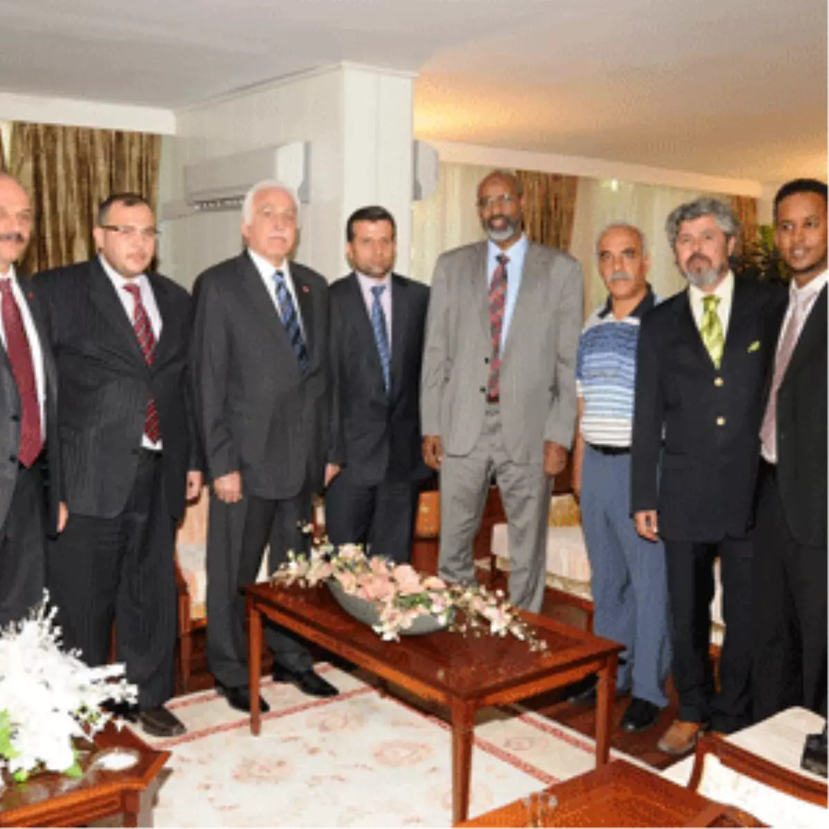 Hatay Saadet\'ten Somali\'ye Anlamlı Yardım