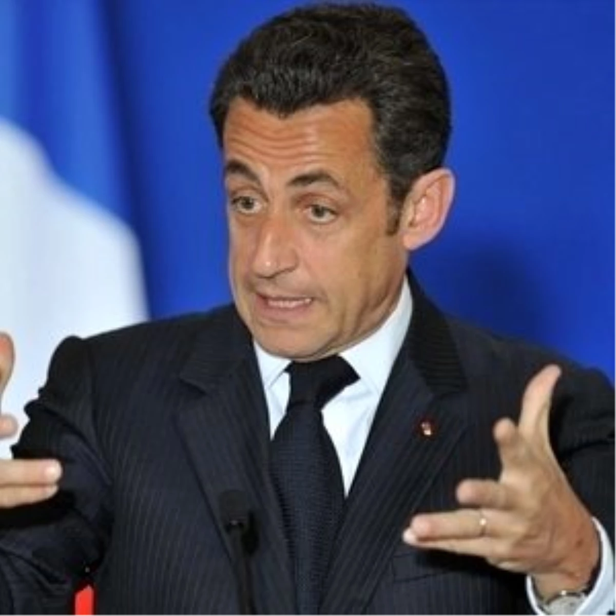 Sarkozy\'den Ermenilere "Sembolik Jest"