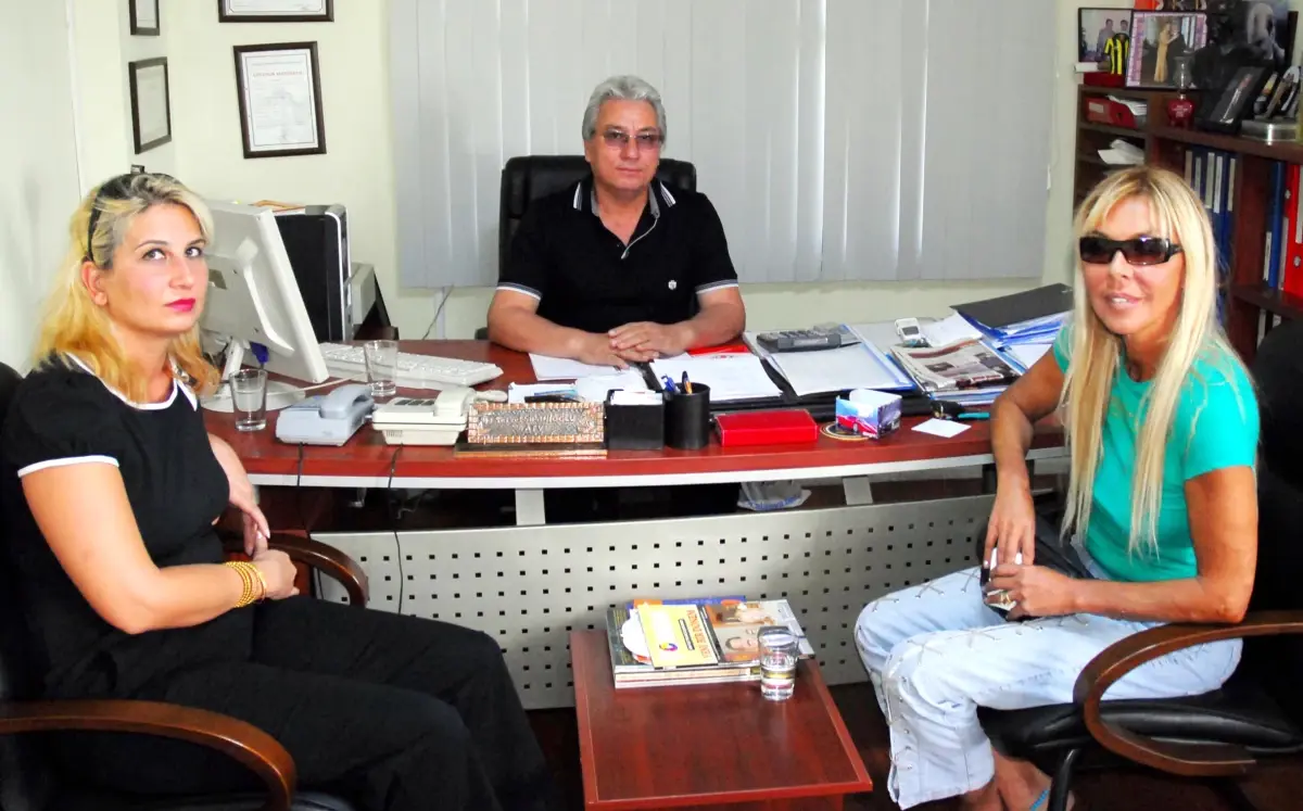 Ahu Tuğba \'artist\' Sözüne Öfkelendi