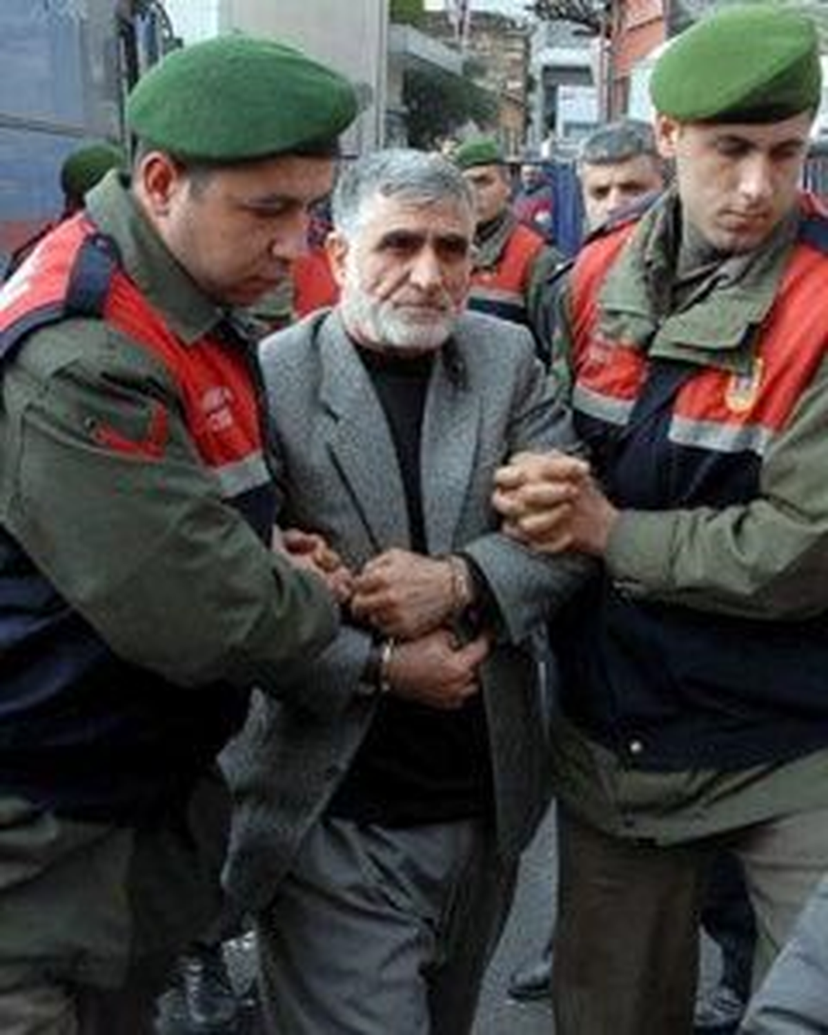 Hizbullah'ın Askeri Kanadı Yakalandı