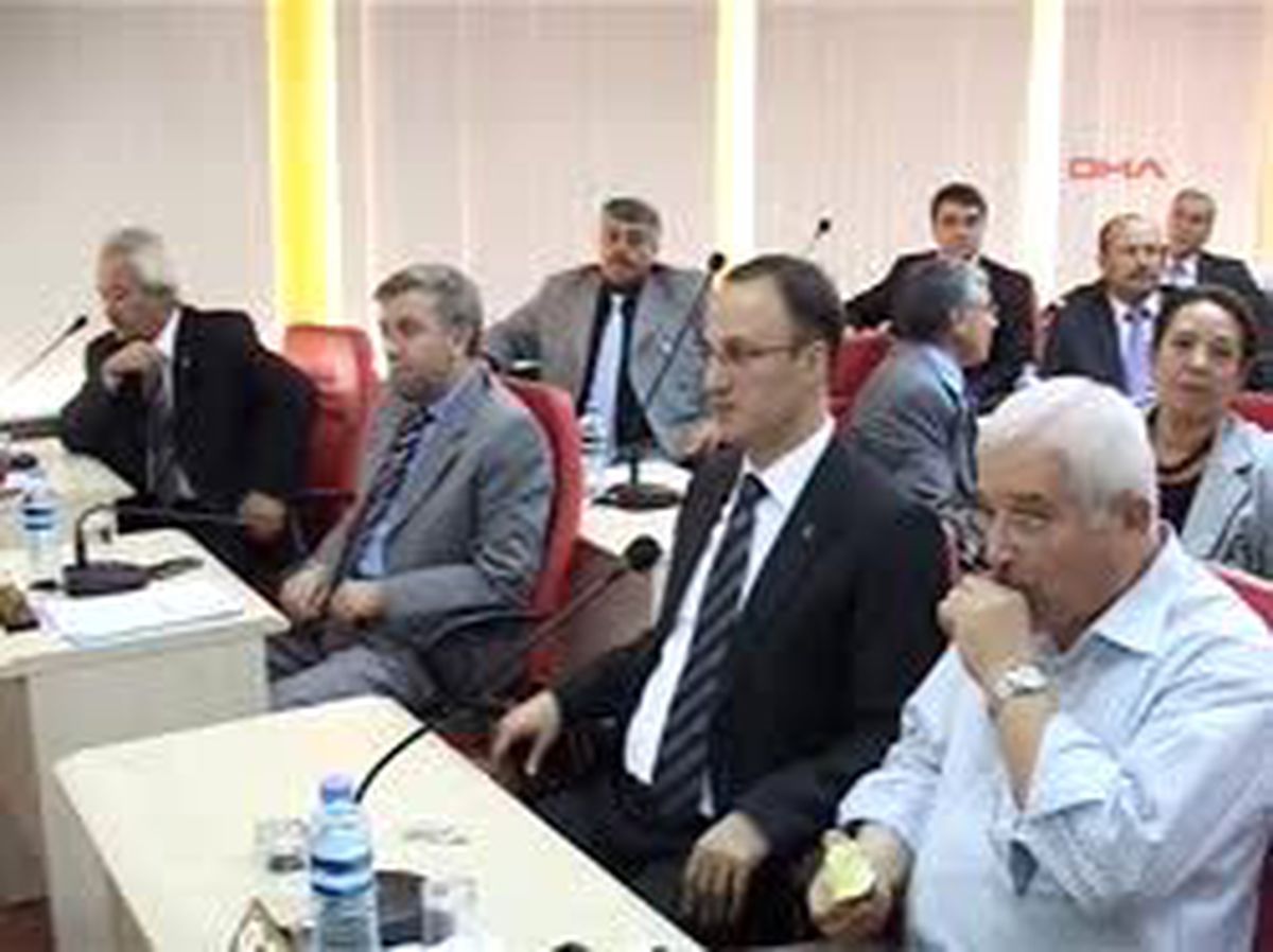 İl Genel Meclisi'nde, Bahçeli Krizi