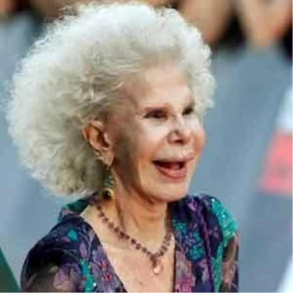 85 Yaşında 3. Kez Evlendi