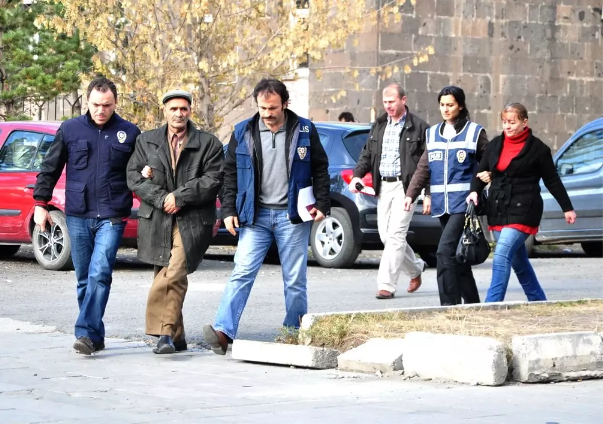 Evlilik Vaadiyle Dolandırdılar