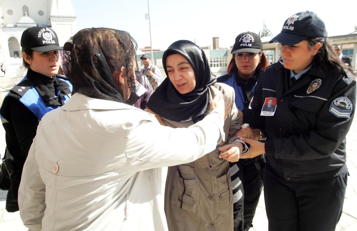Şehit Polis Aytaç Usta, Gözyaşlarıyla Uğurlandı