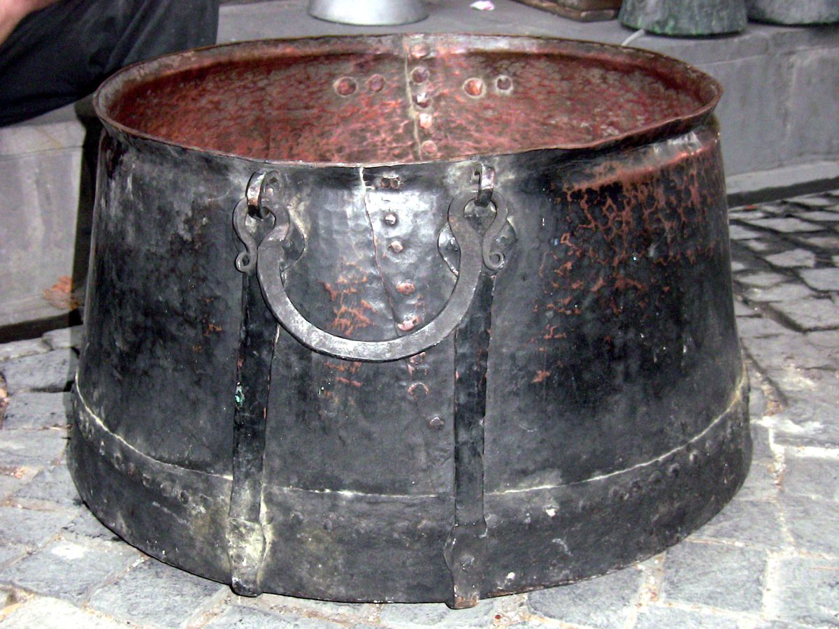 Asırlık Tarihi Kazan Antıka Oldu