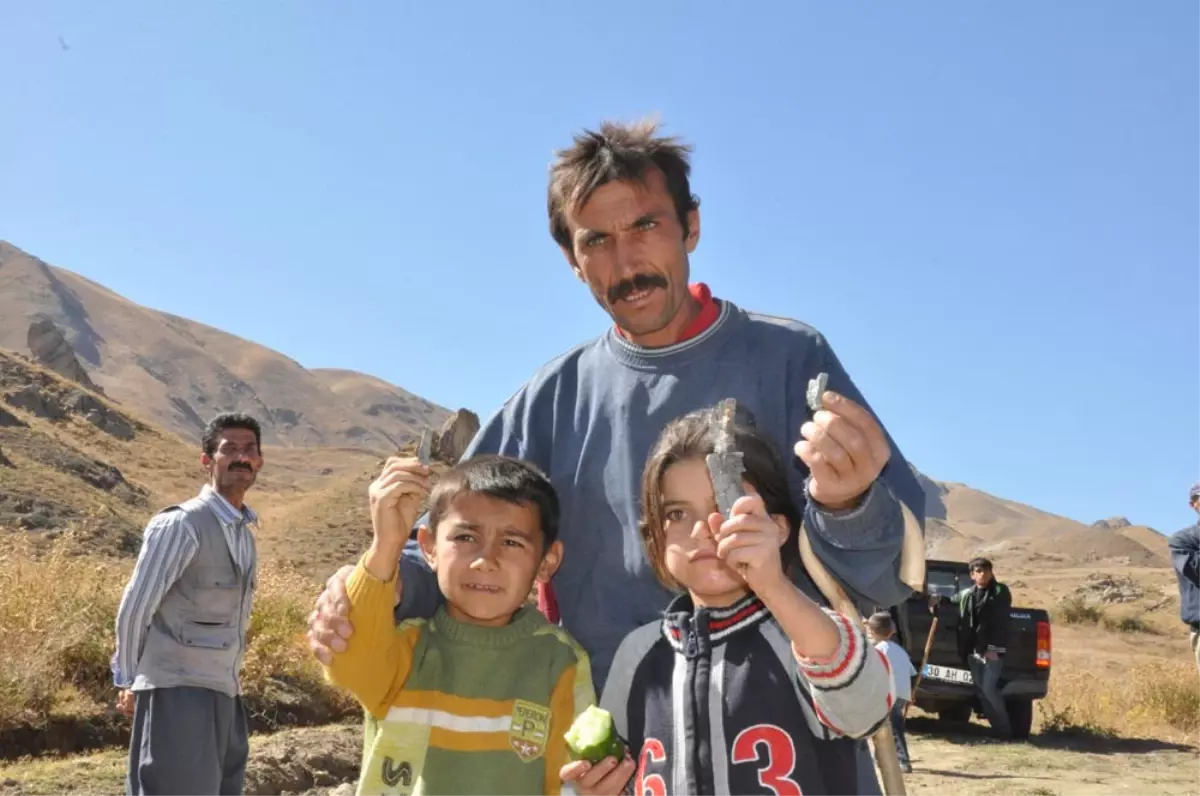 Operasyonlardan Zarar Görüyoruz