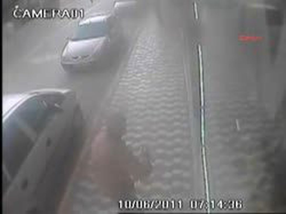 Çifte Tabancayla Dehşet Saçtı Boşandığı Eşini Öldürüp, Bir Polisi Yaralayan Eski Koca, Kol ve Bacağından Vurularak Yakaladı