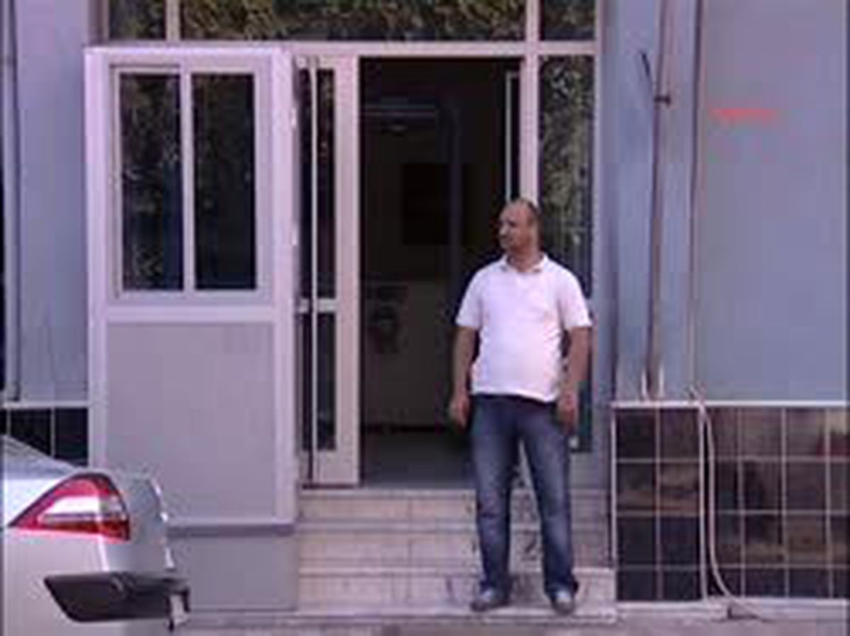 Çifte Tabancayla Dehşet Saçtı
