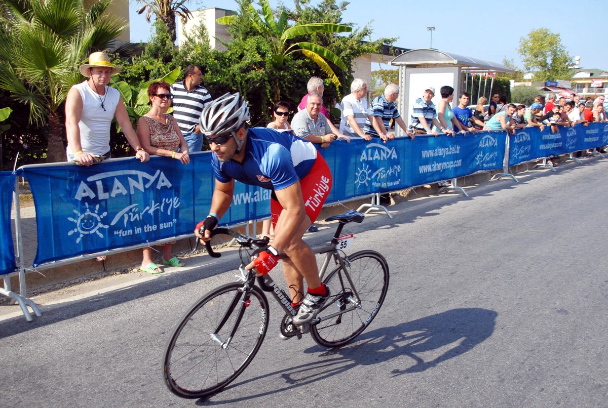 Olimpiyat İçin Pedal Çevirdiler
