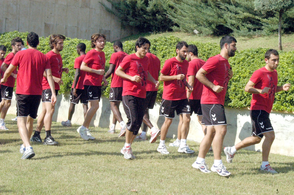 Mersin İdmanyurdu Teknik Direktörü: Fenerbahçe'ye Karşı İyi Sonuç Alymaya Çalışacağız