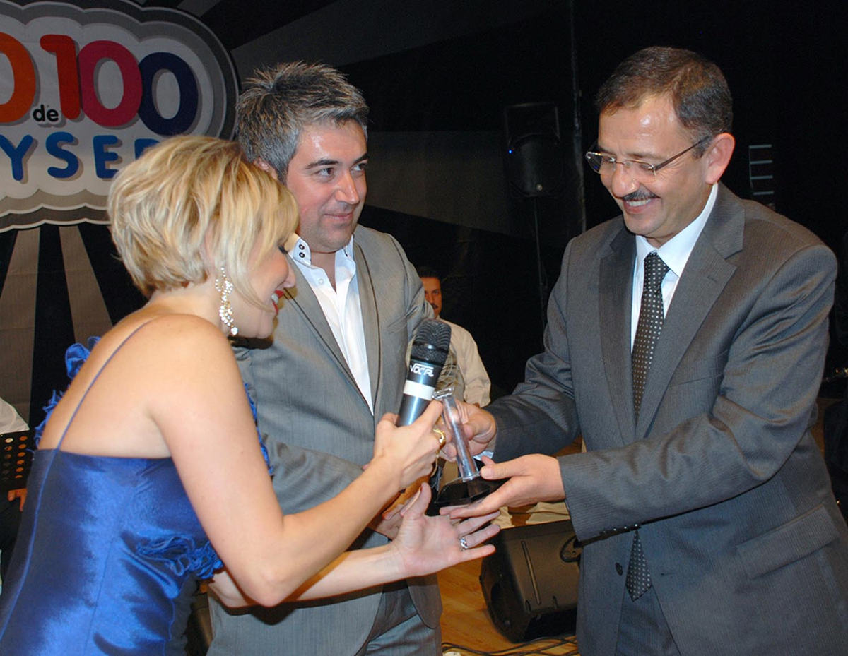 TRT Sanatçıları Kayseri'de Konser Verdi