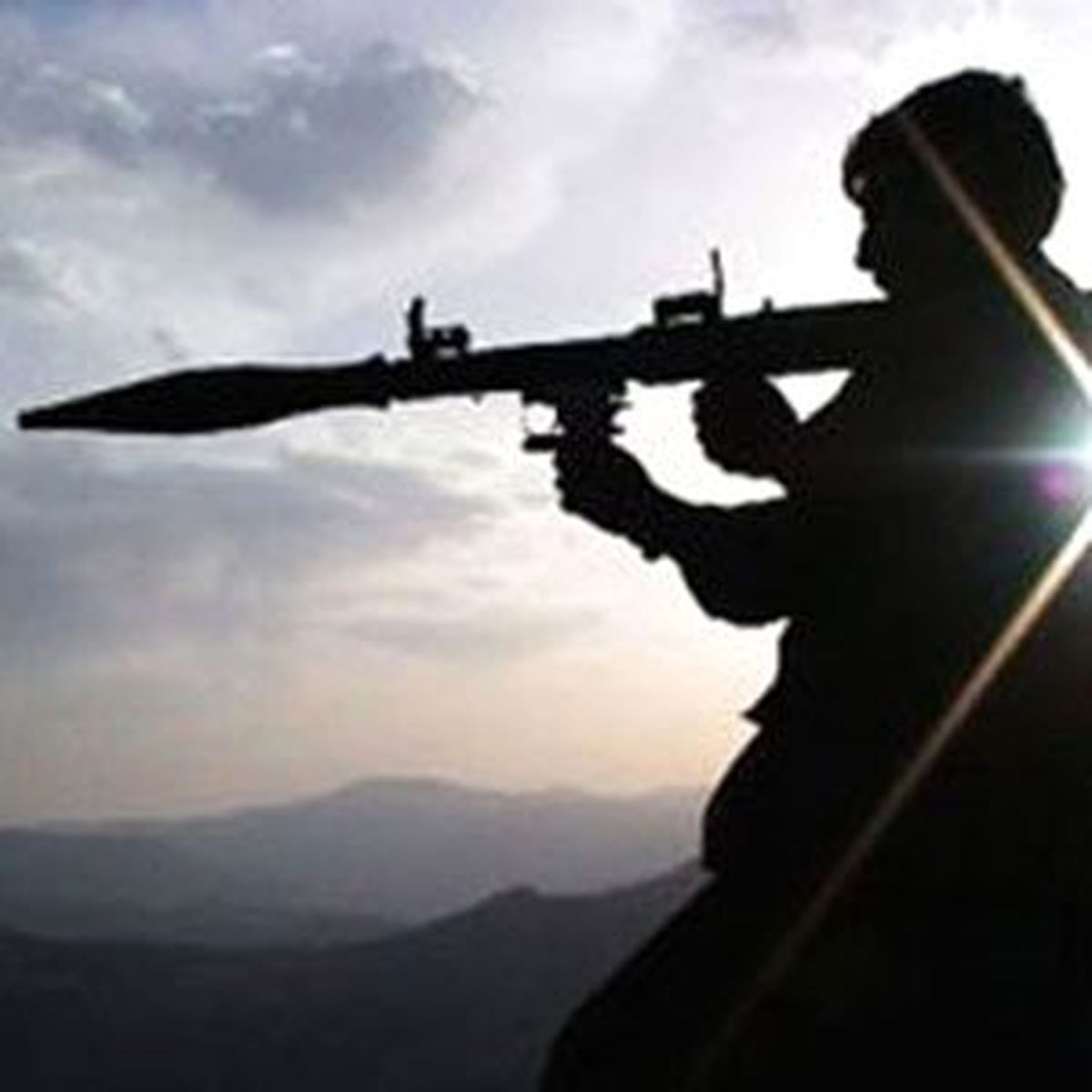 Tugay Komutanlığı'na Roketatarlı Saldı