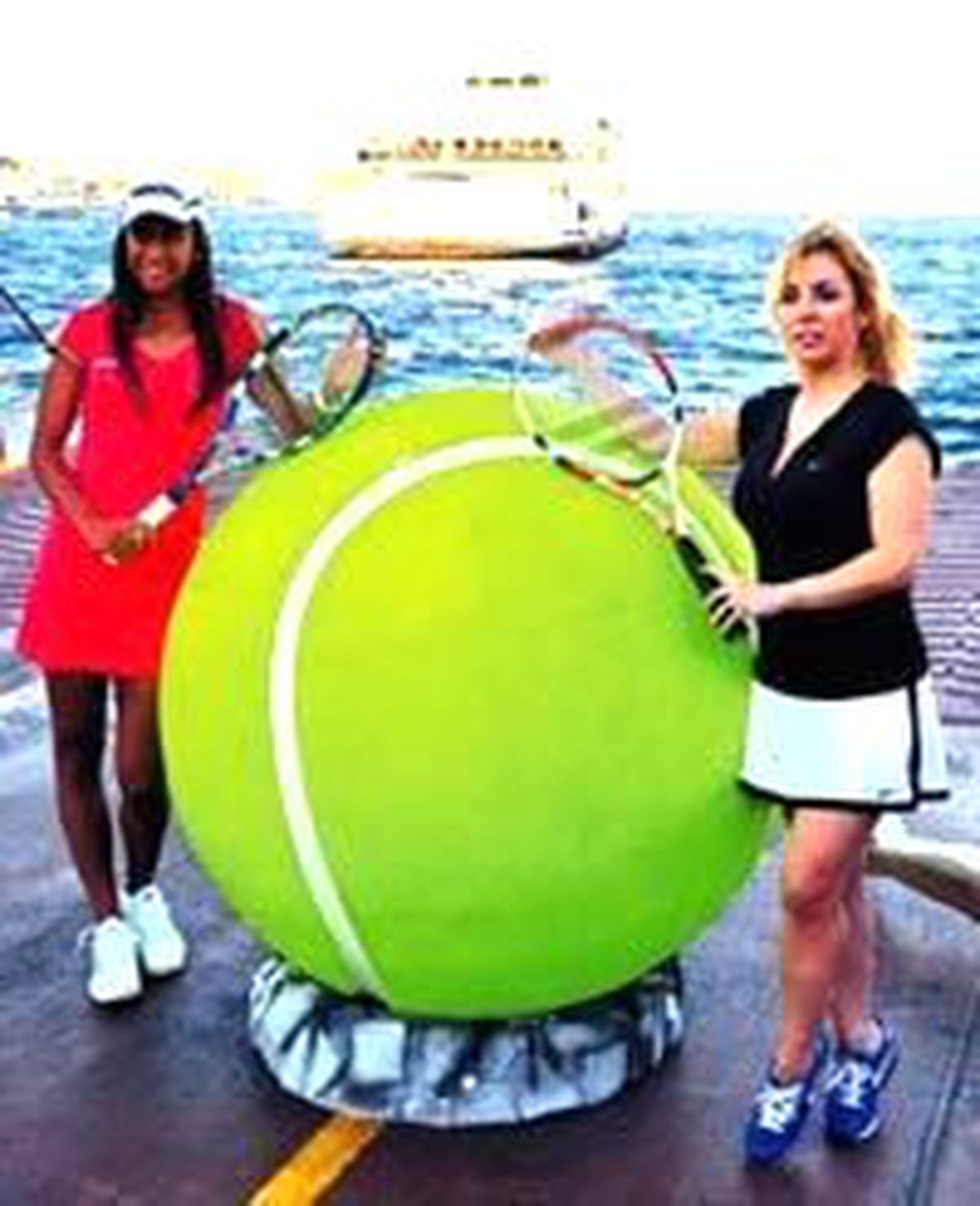 Vapurda Tenis Maçı