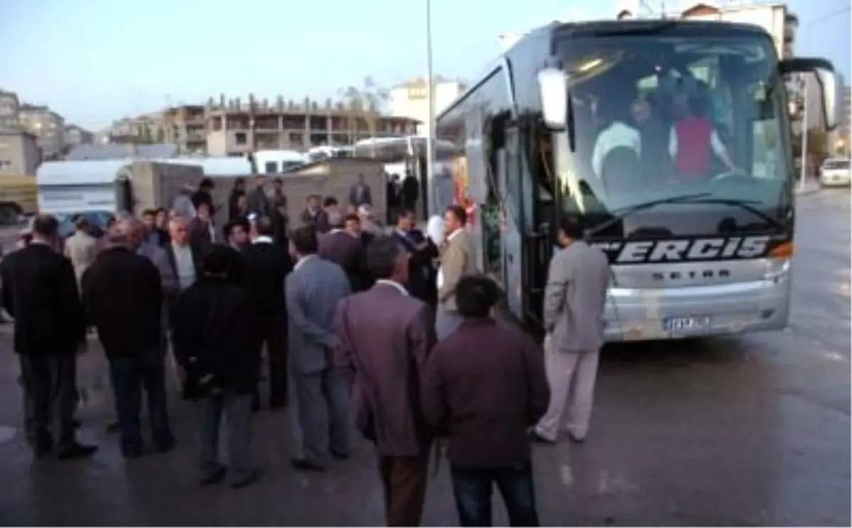 Gemlik Yürüyüşü İçin Yola Çıkanlar Polis Engeline Takıldı