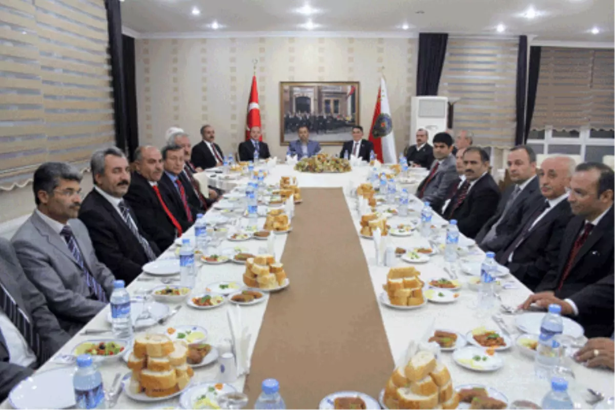 Vali SGK Yönetim Kurulunu Ağırladı