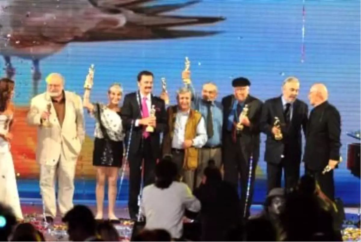 Altın Portakal\'a Damgasını Vurdu