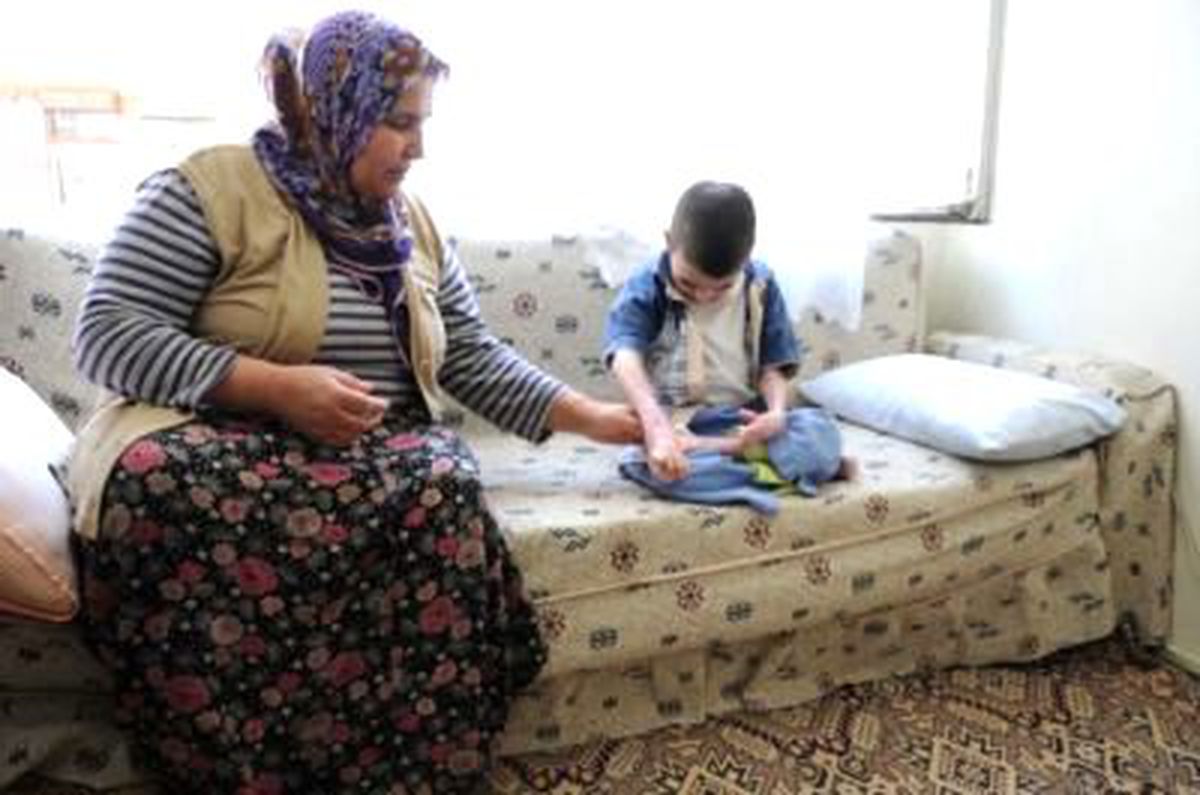 Çaresiz Anne, Oğlu İçin Yardım Bekliyor