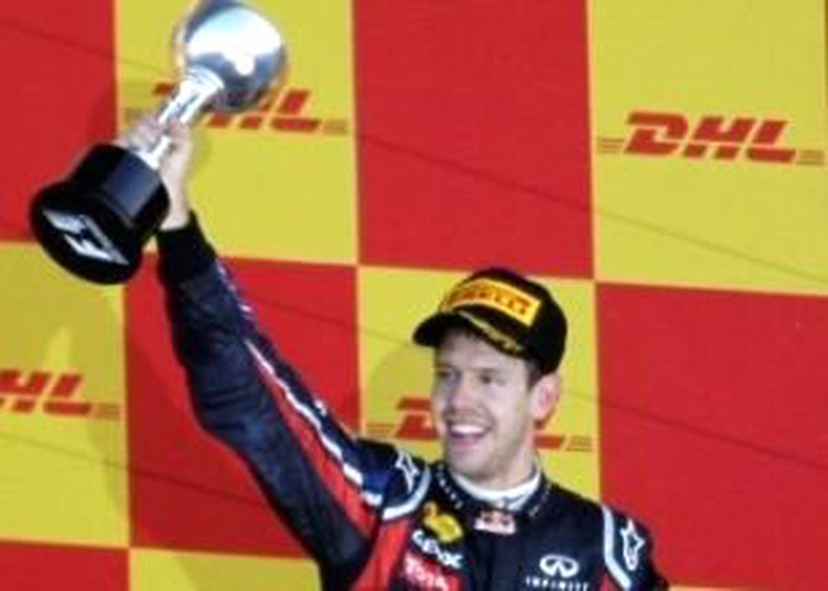 Jenson Button Kazandı!<br>sebastian Vettel Şampiyon Oldu!