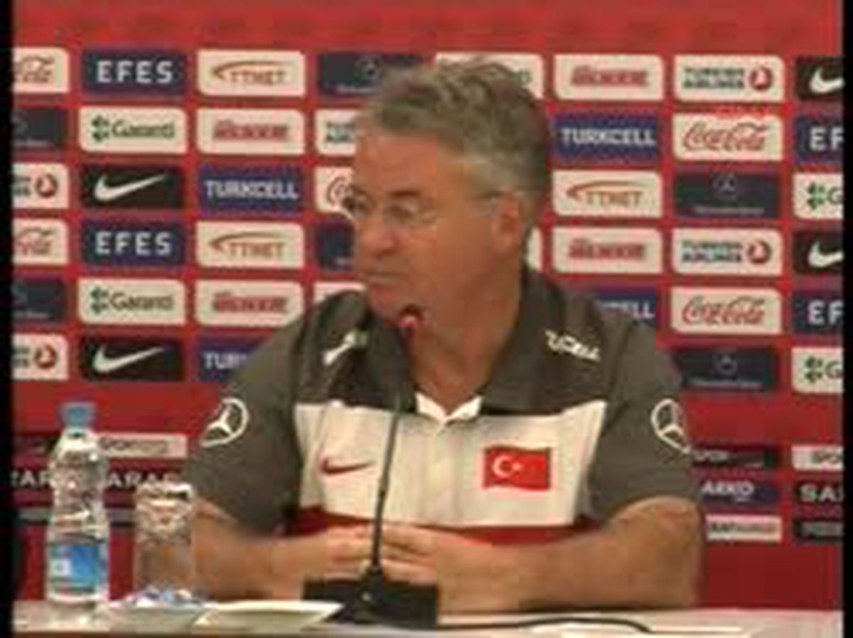 3hiddink ve Mehmet Topal'ın Basın Toplantısı