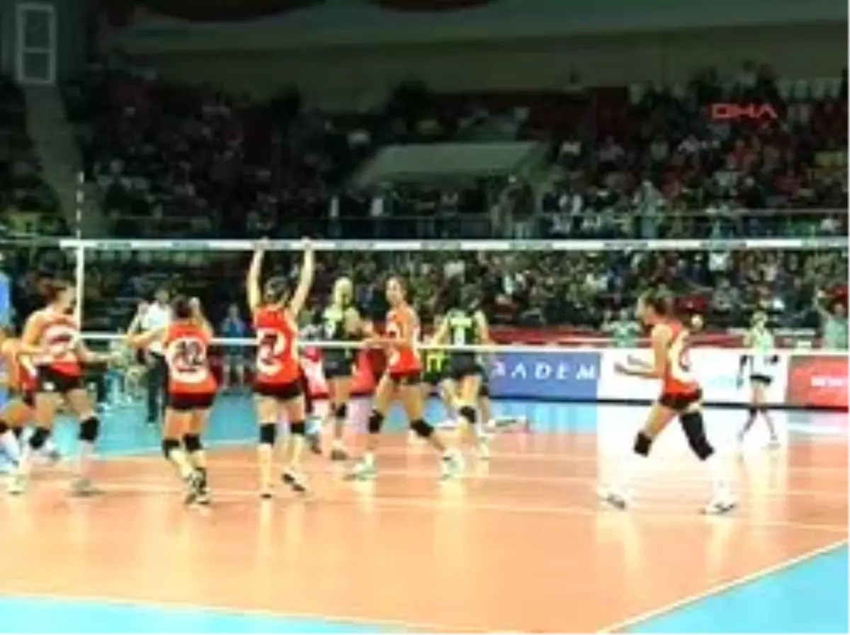 Eczacıbaşı Vitra\'da Süper Kupa Sevinci