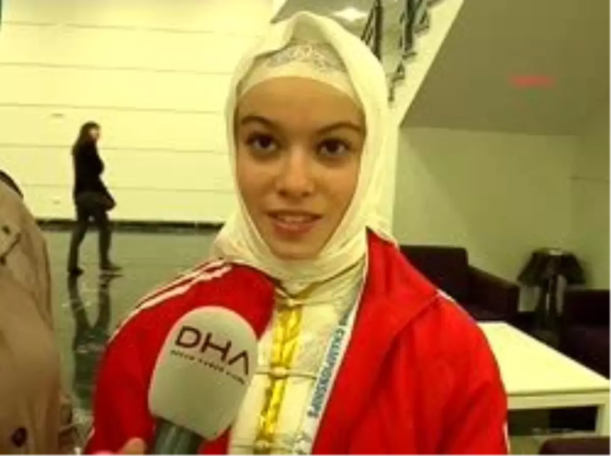 Türk Sporcu Elif Akyüz: Birinci Olduğuma Hala İnanamıyorum