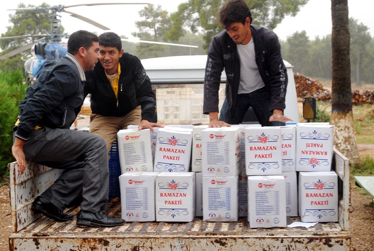 Antalya'da Sel Kayıpları Aranıyor (6)