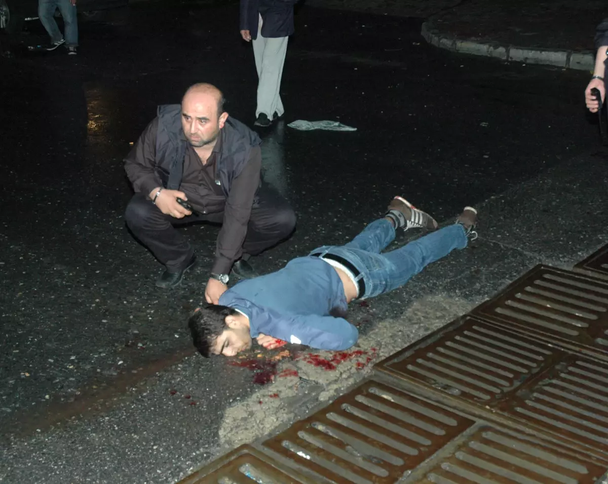 Cadde Ortasında İnfaz