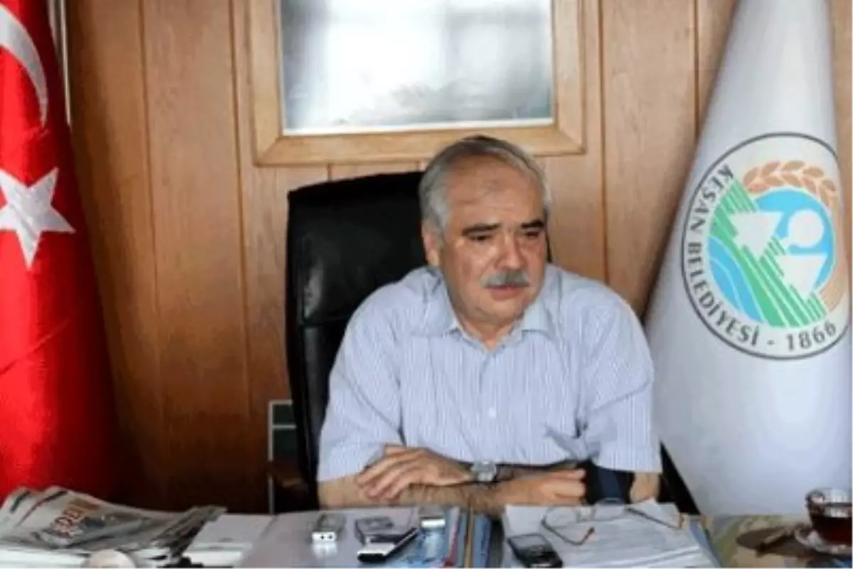 Mehmet Özcan, İstanbul\'a Gitti