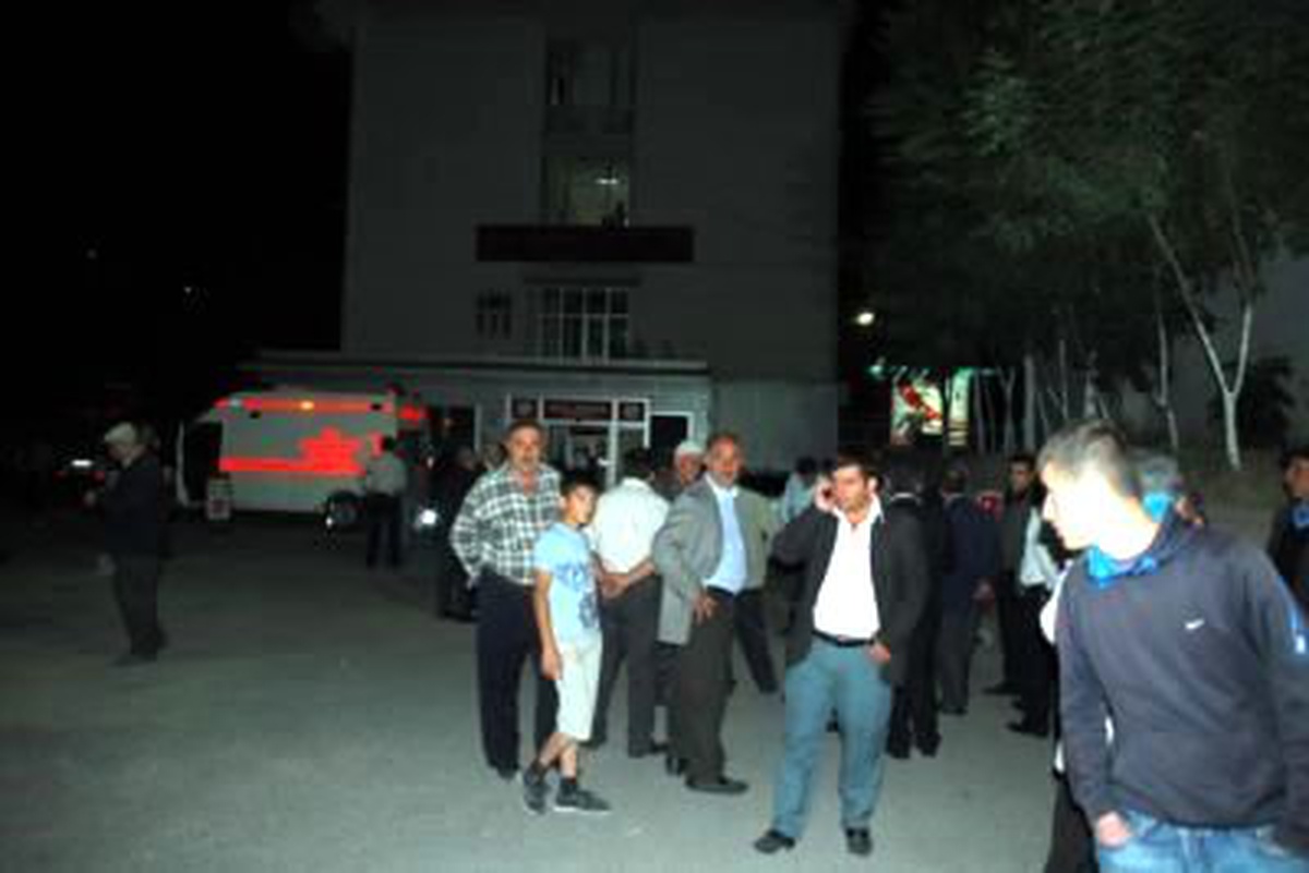 Siirt'te Çatışma: 2 Korucu Şehit, 2 PKK'lı Öldürüldü (2)
