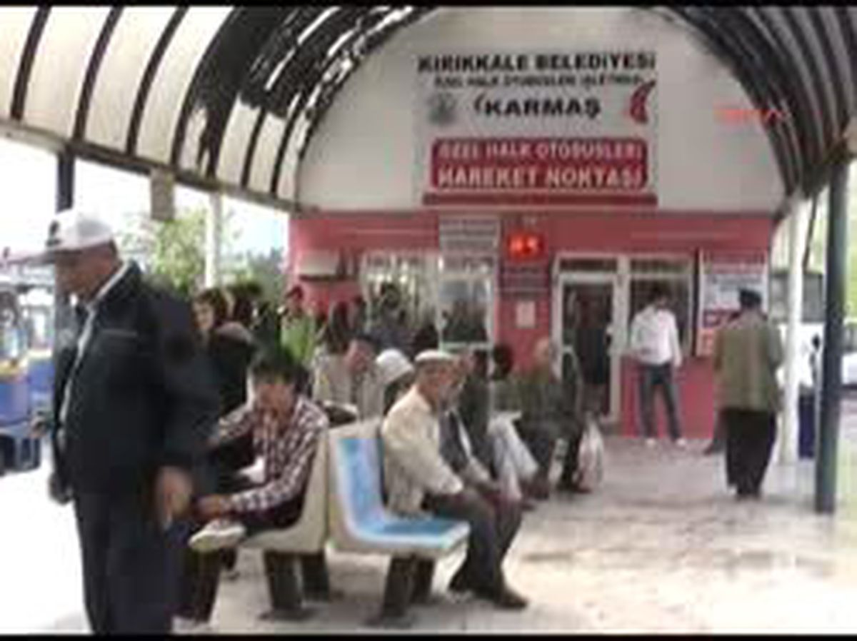Belediye Ekiplerinden Salgın Hastalıklara Karşı İlaçlama Kampanyası