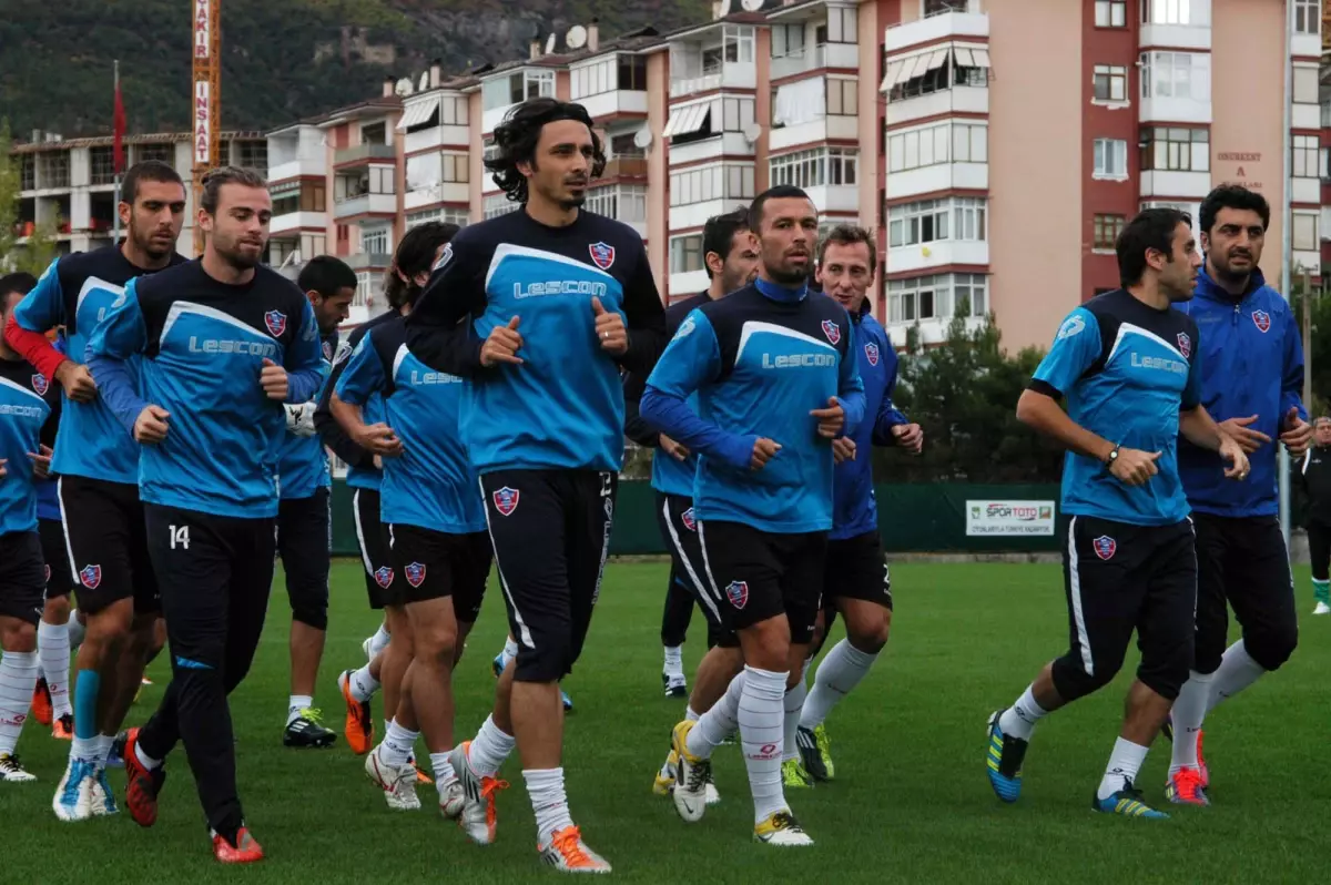Karabükspor Taraftarını Sevindirmek İstiyor