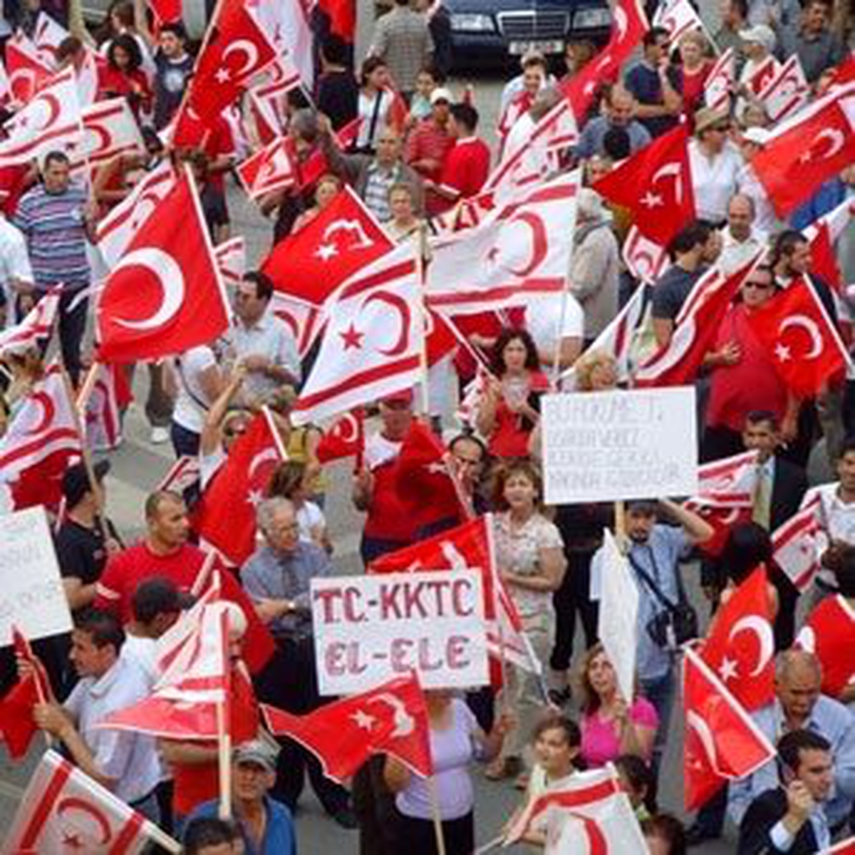 Kktc: 'Hükümet Anlaşmanın Arkasında'