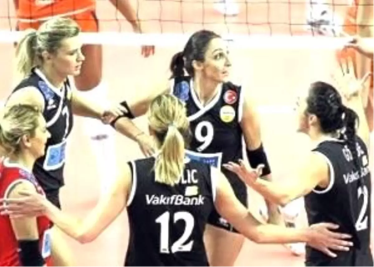 Yüreklerimiz Vakıfbank\'ın Yanında!