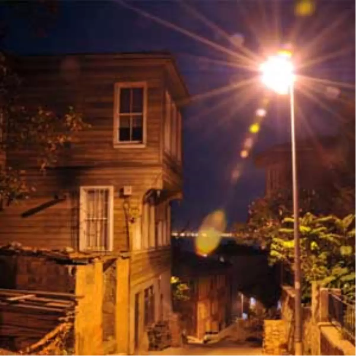 İzmit\'te Muhteşem Gece Manzarası