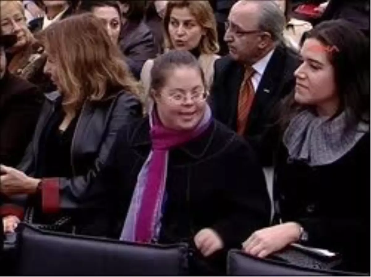 Hayrünnisa Gül, Metin Sabancı Okullarının Açılışını Yaptı 1