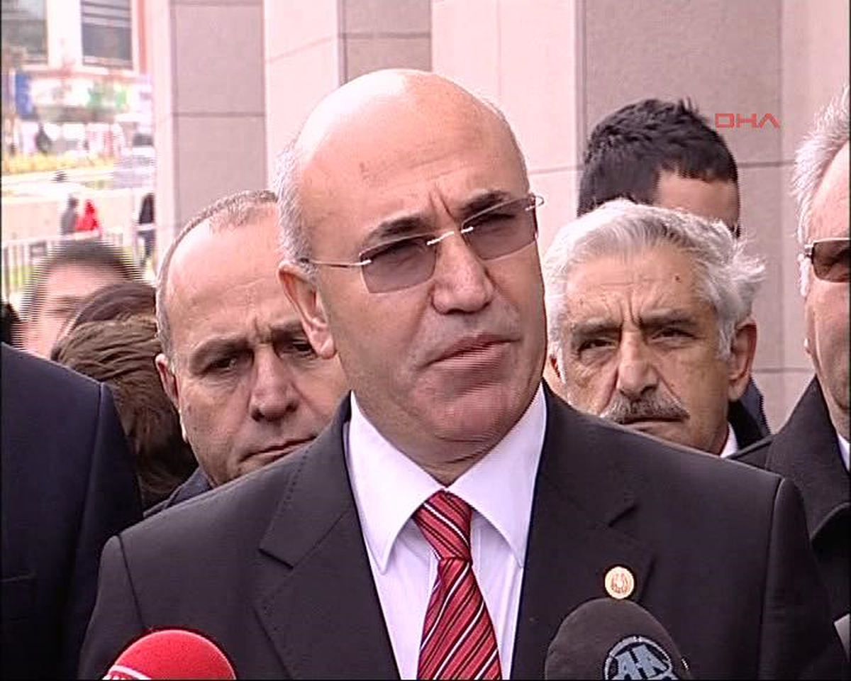 CHP'li Vekiller Devrede