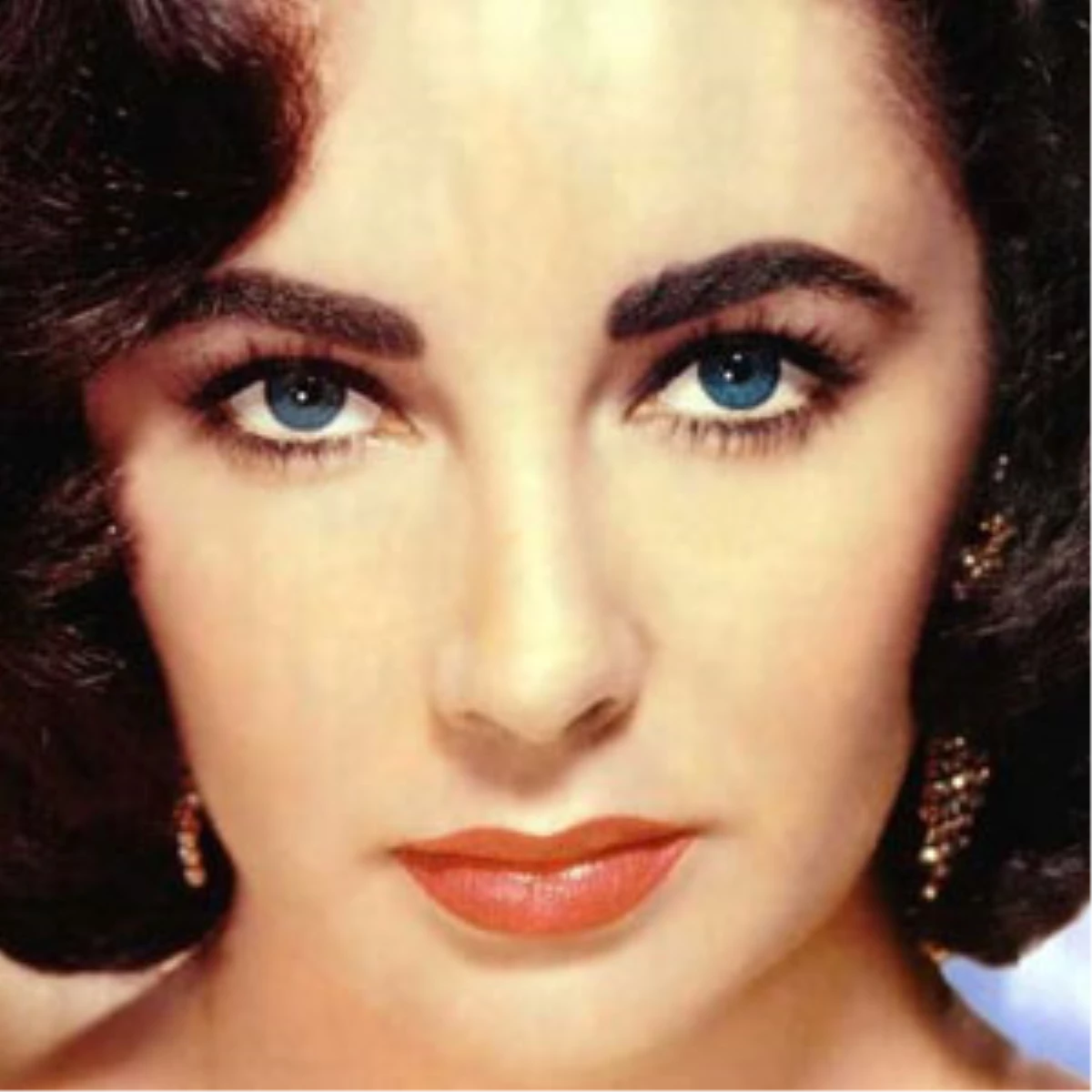 Elizabeth Taylor İçin Anma Töreni