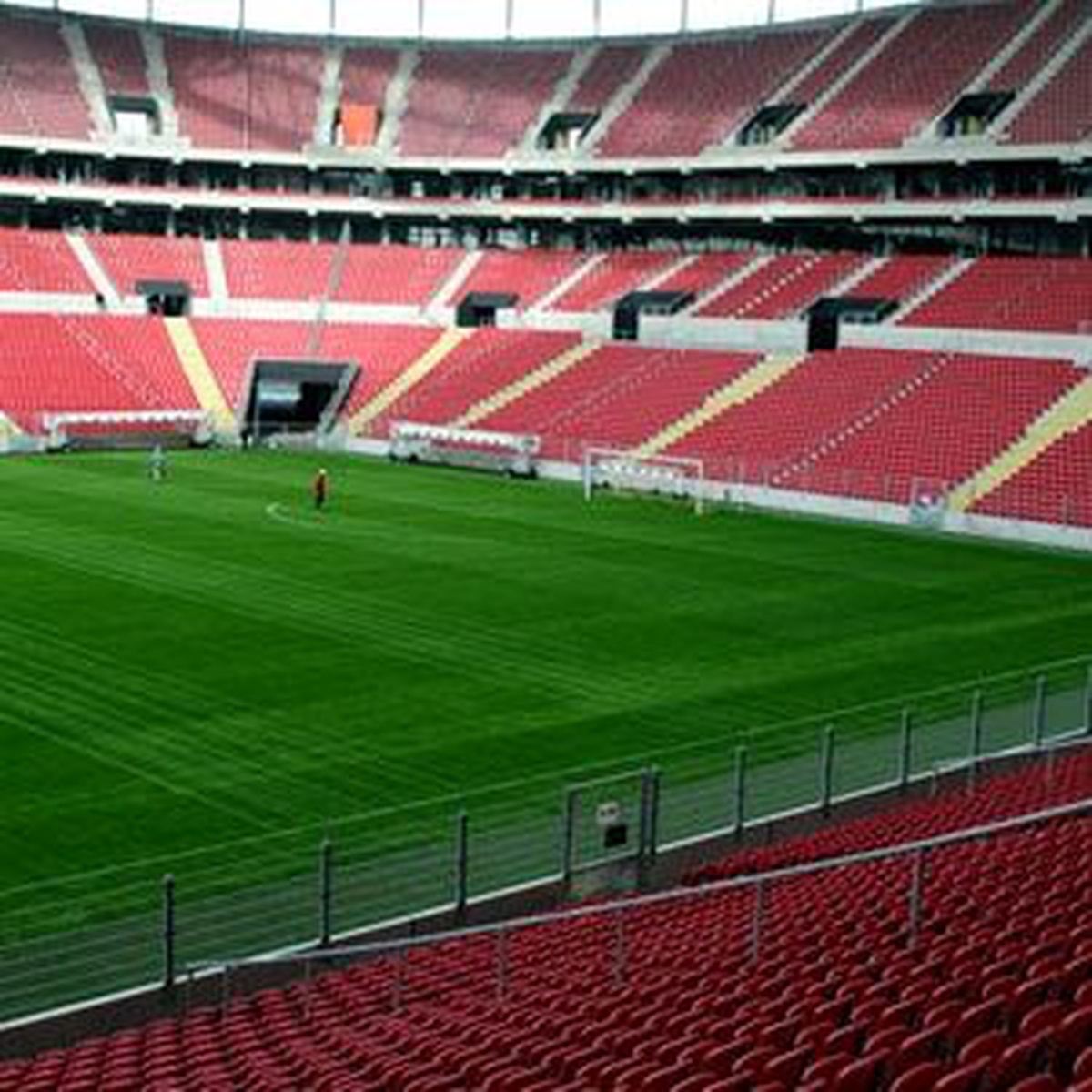 Türk Telekom Arena\'nın Zemini Değişiyor