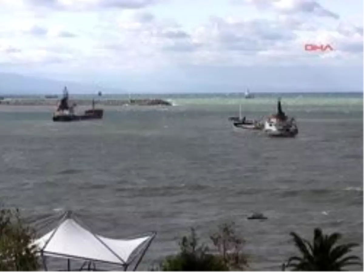 Ereğli Fırtına Yaşamı Olumsuz Etkiliyor