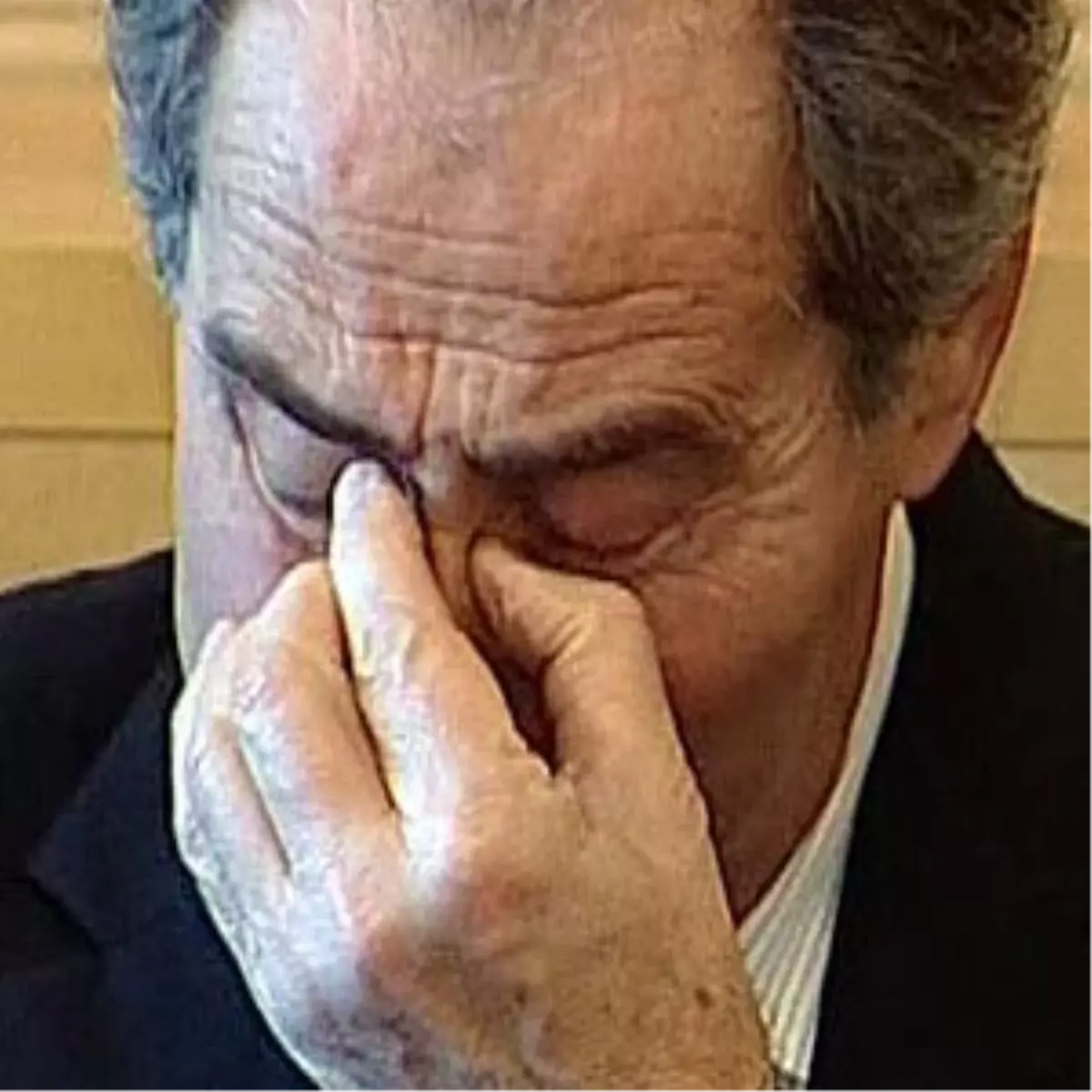 Bakan Günay Gözyaşlarını Tutamadı