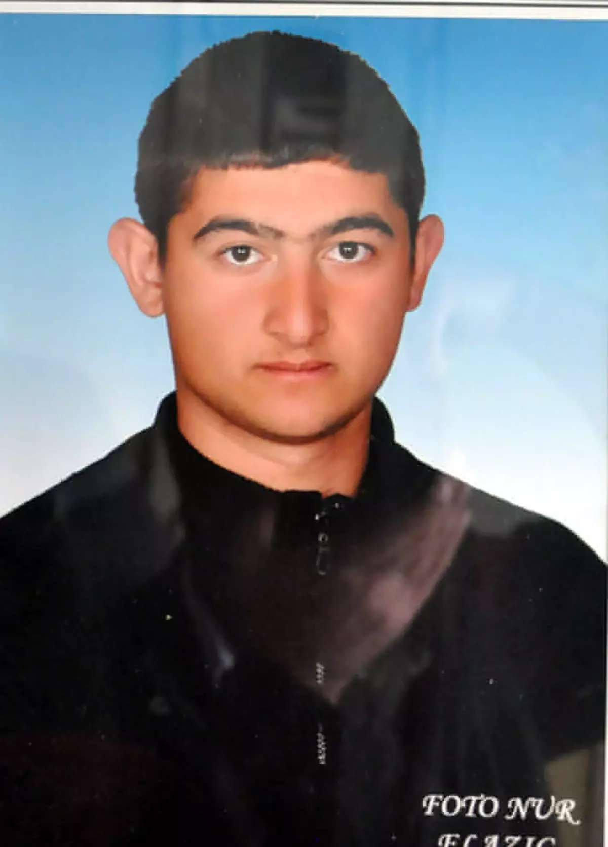 Elazığ 2 Şehidine Ağlıyor