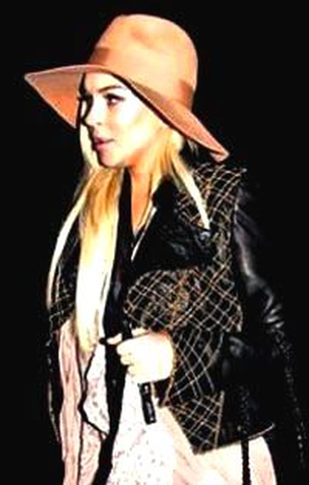 Giyinmeyi Unutmuş