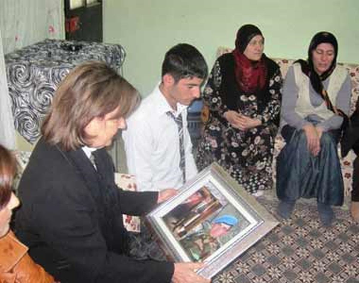 Güven, Şehit Ailelerini Ziyaret Etti