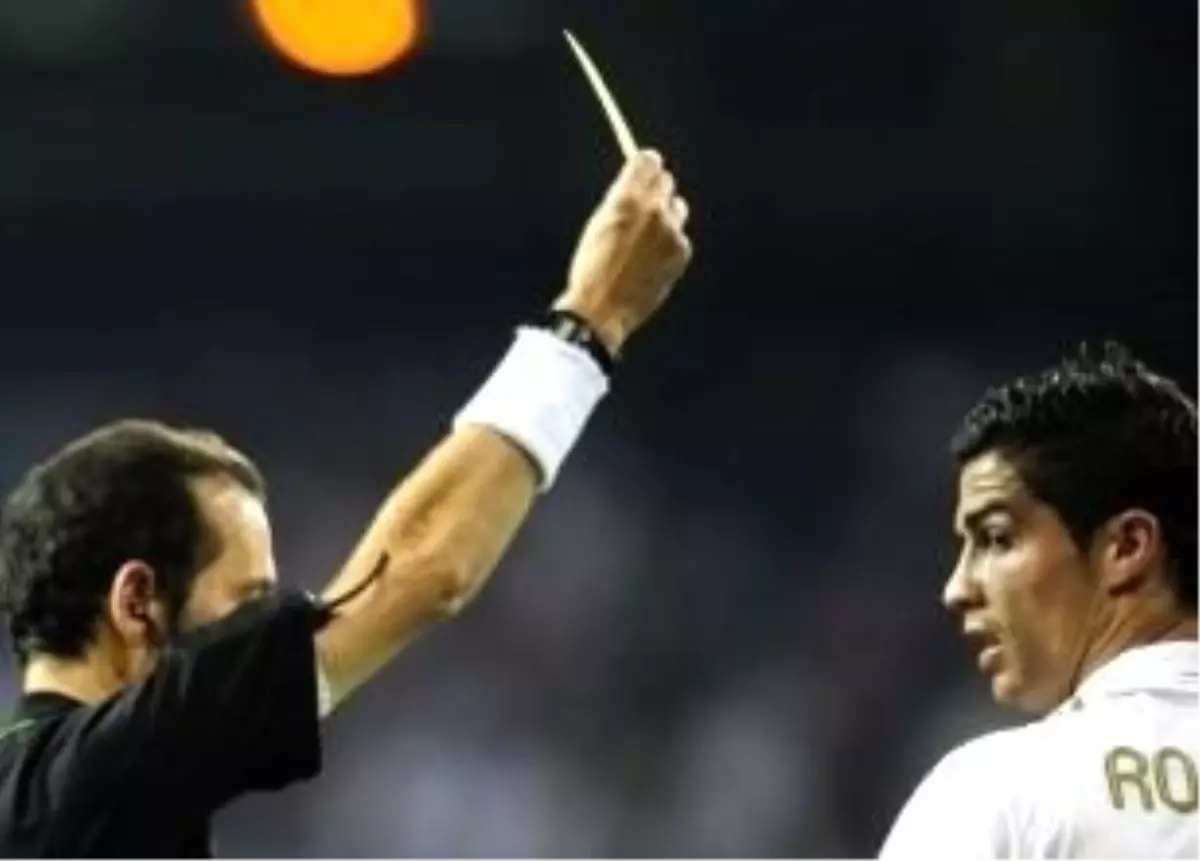 İspanyol Basınından Cüneyt Çakır\'a Eleştiri