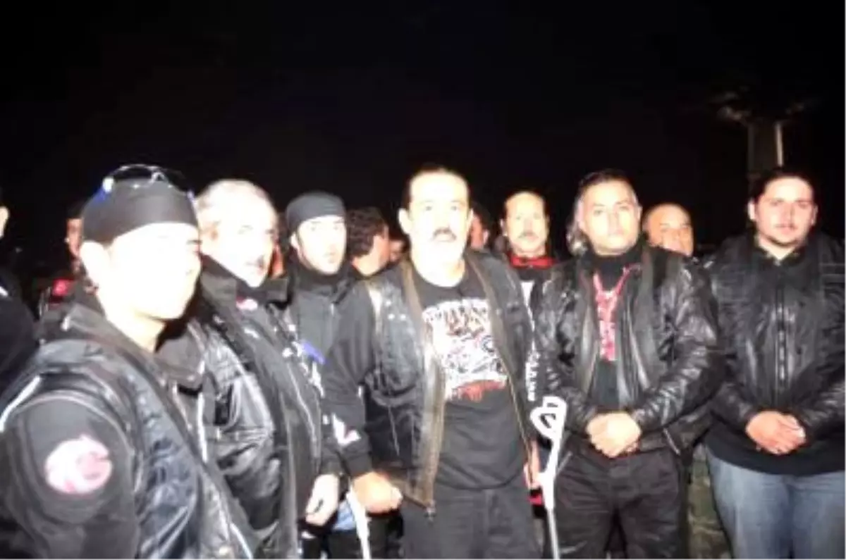 İzmir\'de Terör İsyanı